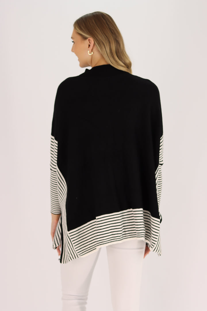 black and white pattern knit wear